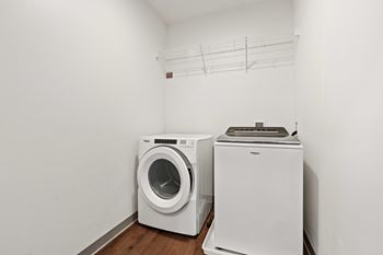 In-home washer & dryer, available for rent